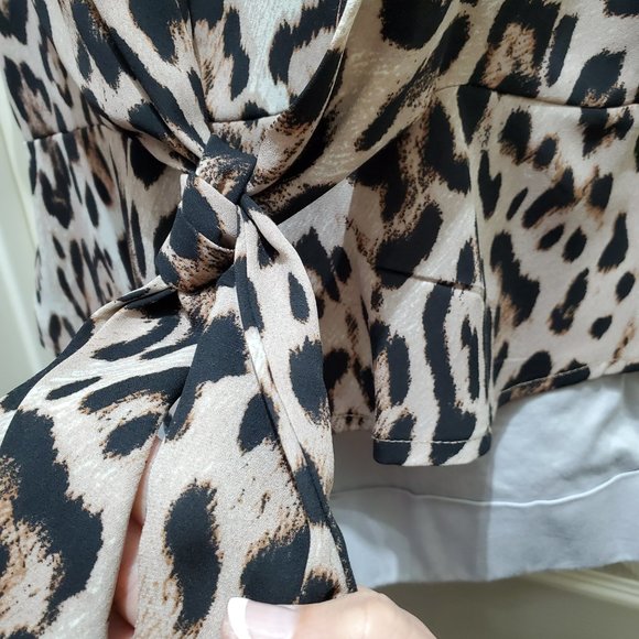 JUNE & HUDSON Leopard Print Silky Butterfly Sleeve Blouse, Small - Picture 6 of 11